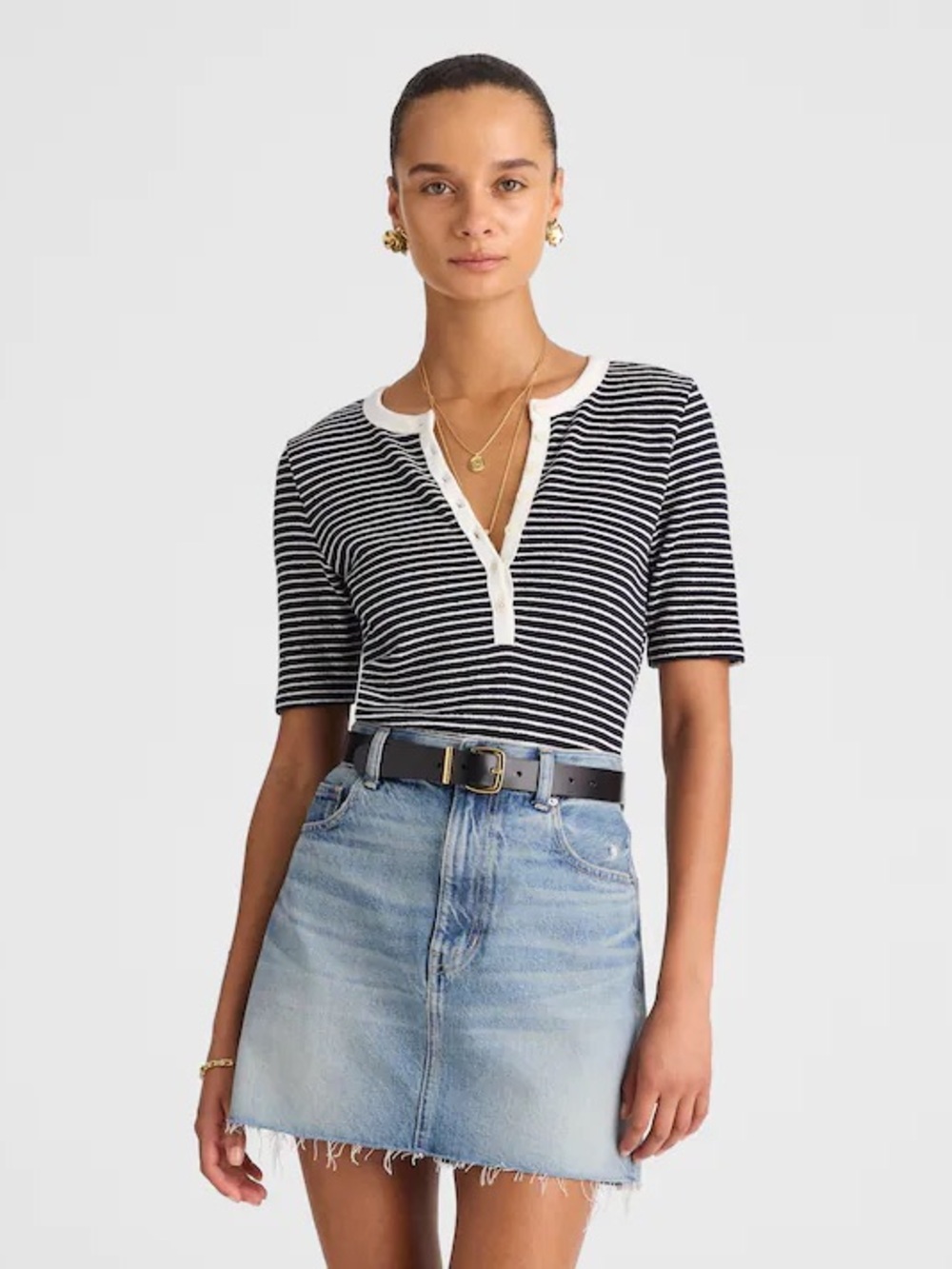 Madewell Raw-Hem Denim Mini Skirt in Kelleyville Wash